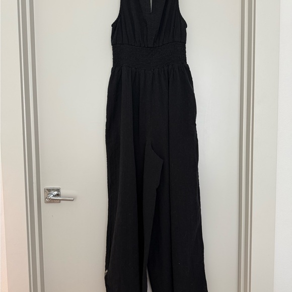 American Eagle Outfitters Black Sleeveless Jumpsuit - Picture 3 of 4